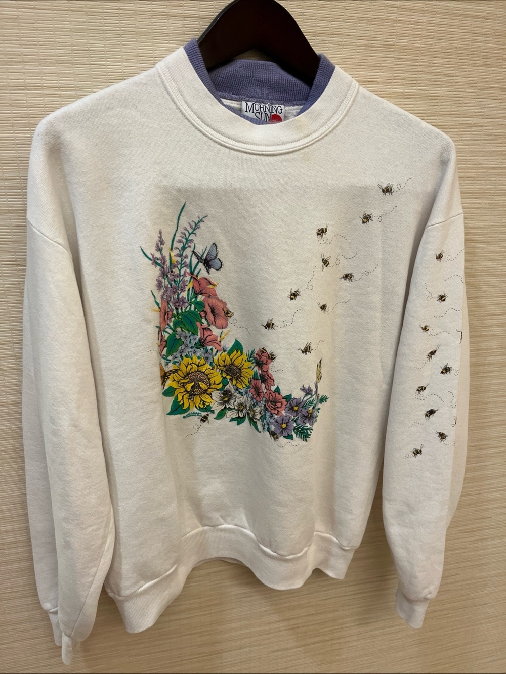 Vintage Morning Sun Nature Flowers Bumblebees Butterflies Grandma Sweatshirt Med